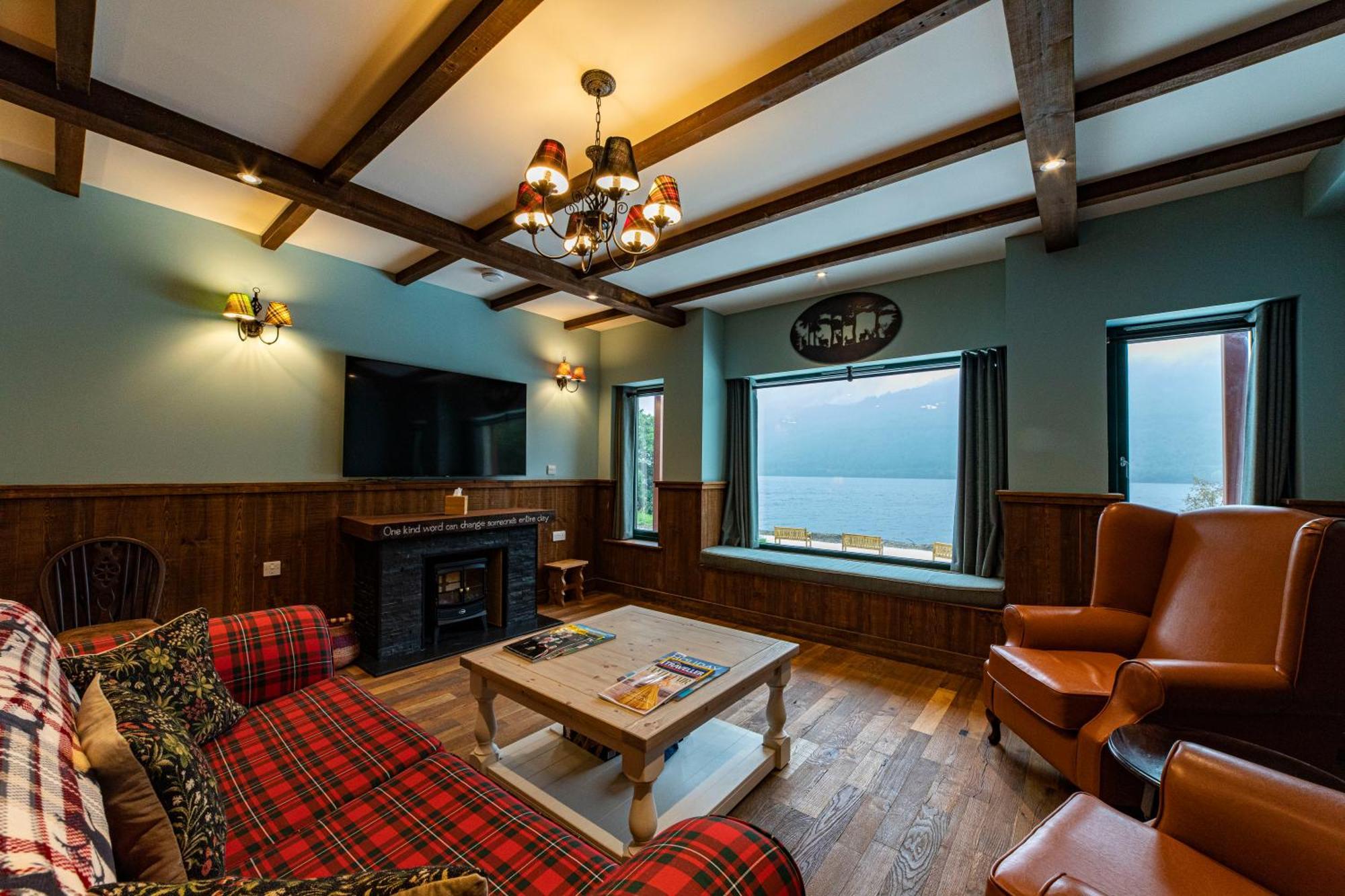Black Sheep Hotels Cabins Spean Bridge Exterior photo